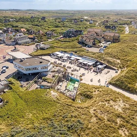 Ξενοδοχείο με διαμερίσματα Neptunus 4*